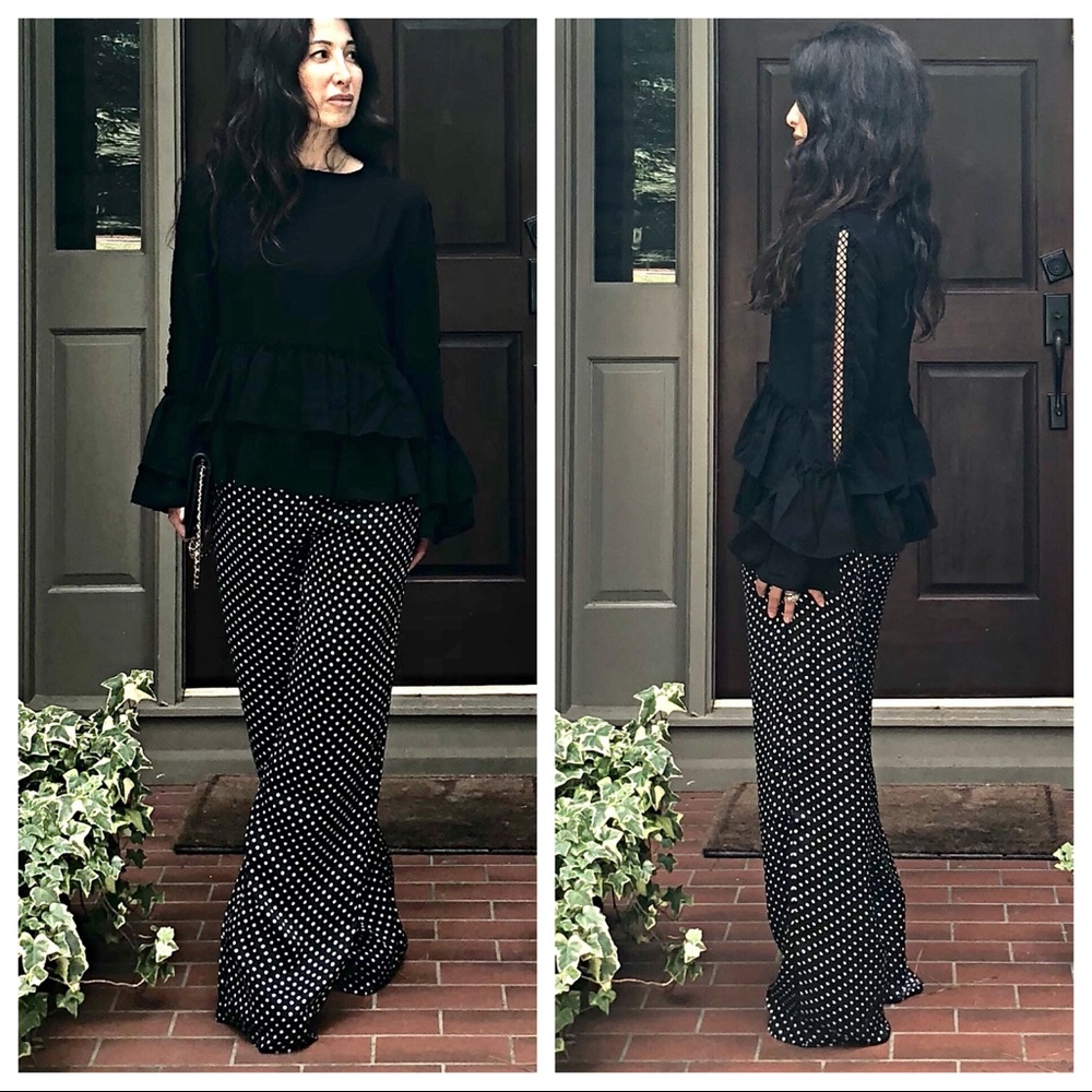 ✨LAST ONE ✨PARIS Black bell layered sleeves top - Picture 5 of 8